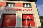 3D-Buchstaben aus Plexiglas mit Beleuchtung